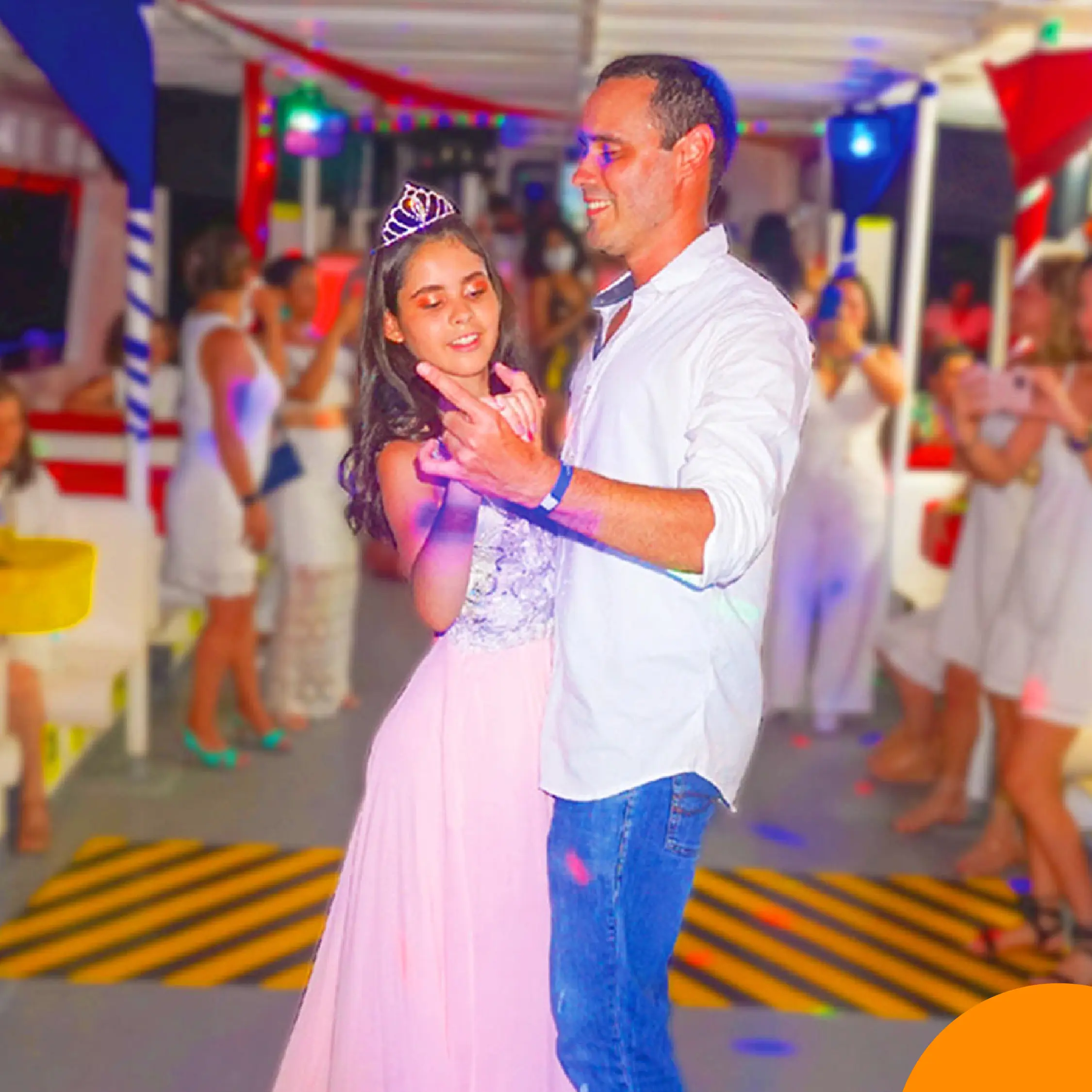 TOUR NOCHE BLANCA TOUR NOCHE BLANCA